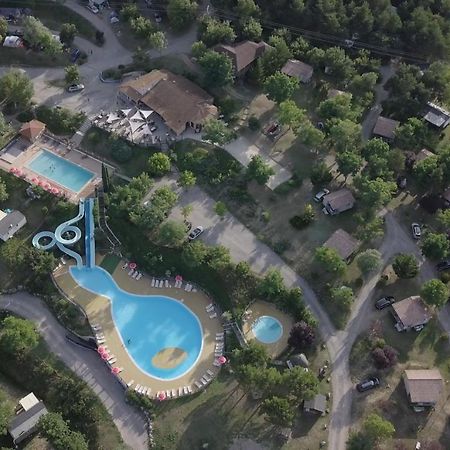 Camping Le Couriou Recoubeau-Jansac 외부 사진