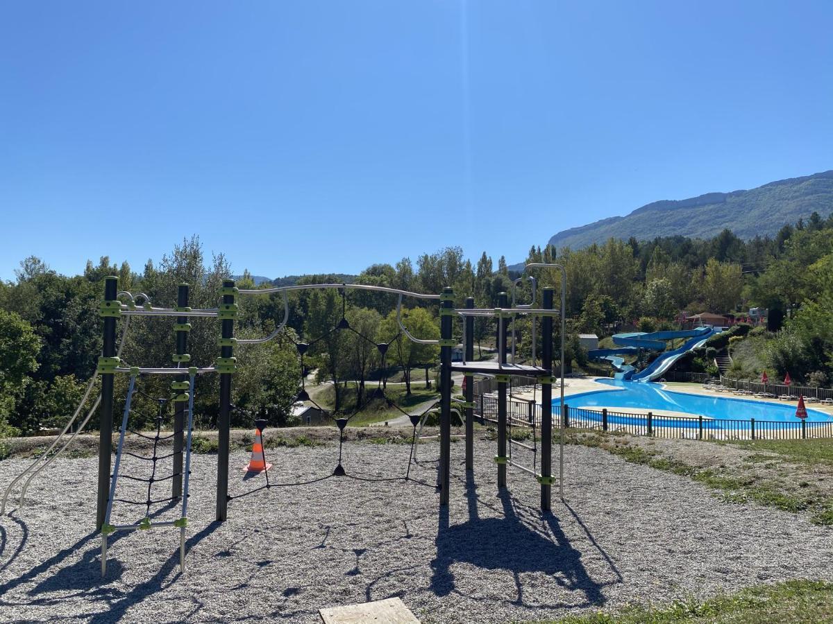 Camping Le Couriou Recoubeau-Jansac 외부 사진