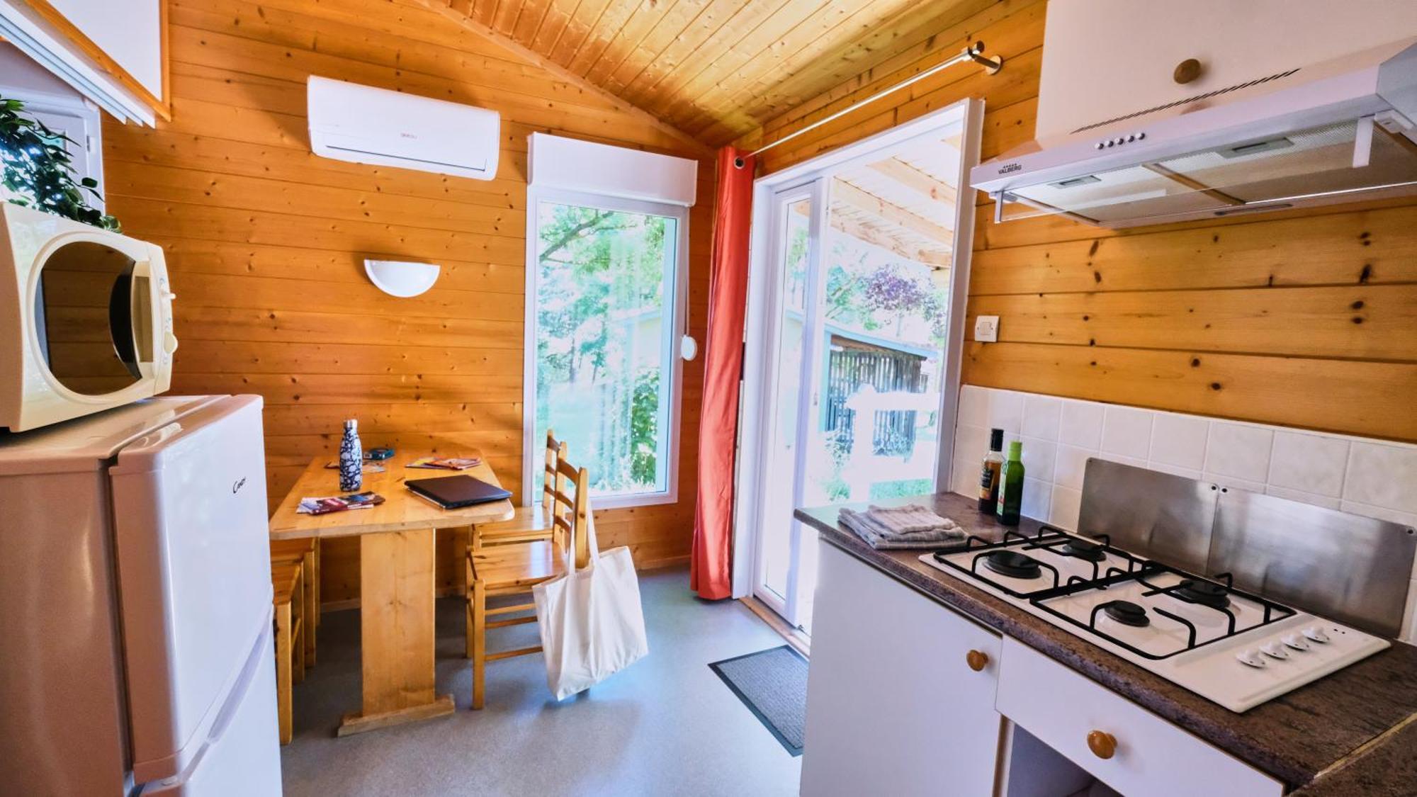 Camping Le Couriou Recoubeau-Jansac 외부 사진