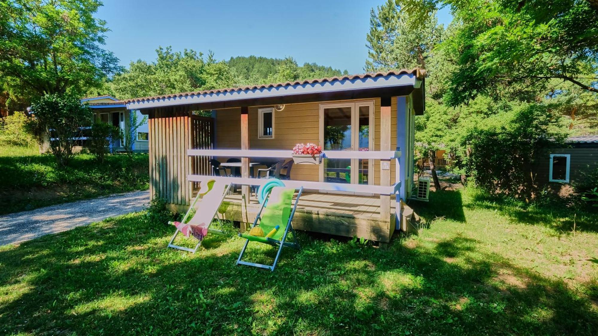 Camping Le Couriou Recoubeau-Jansac 외부 사진