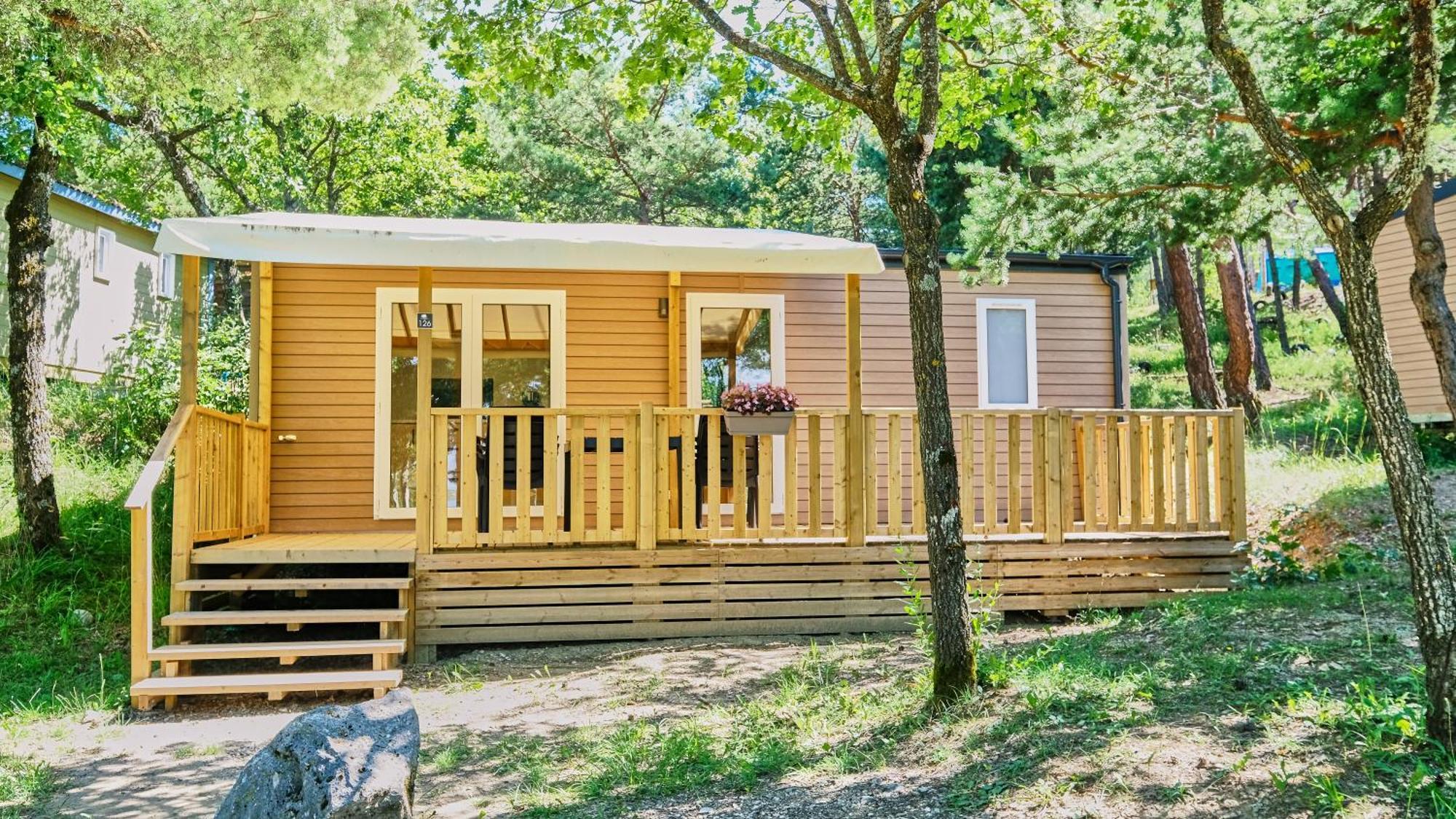 Camping Le Couriou Recoubeau-Jansac 외부 사진