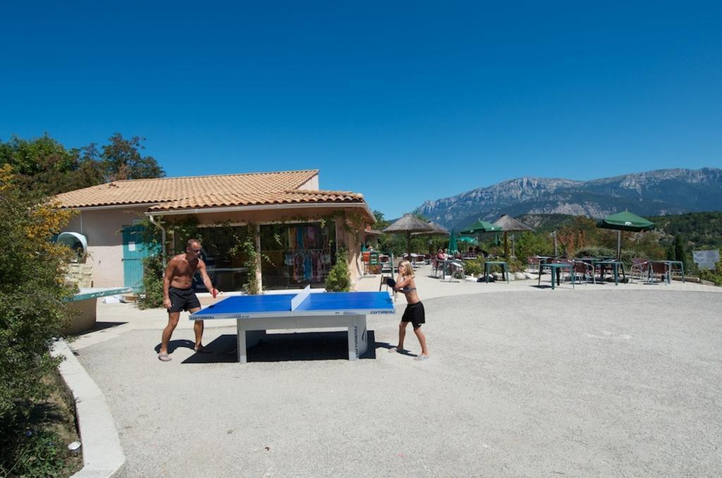 Camping Le Couriou Recoubeau-Jansac 외부 사진