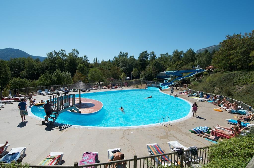 Camping Le Couriou Recoubeau-Jansac 외부 사진